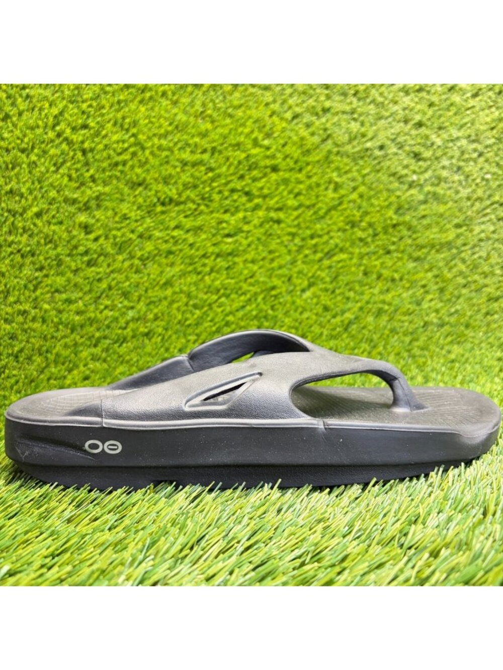 OOFOS OOriginal Mens Size 9 Black Beach Casual Outdoor Recovery Thong Sandals